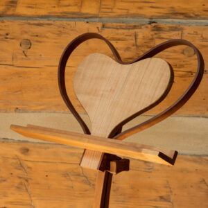 heart shaped music stand